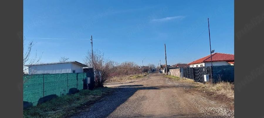 Teren de 1800 mp, în Central