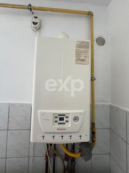 Apartament cu 2 camere decomandat, mobilat în Găești