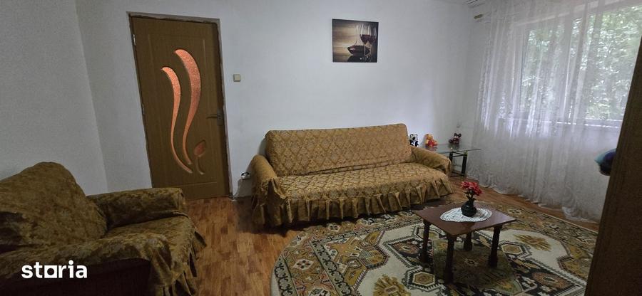 Apartament cu 2 camere în Micro 9
