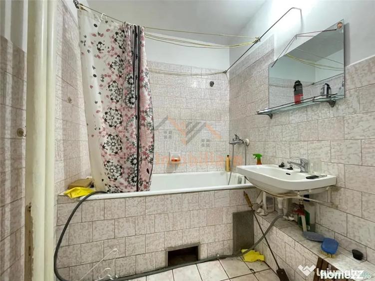 Apartament cu 3 camere decomandat în Decebal