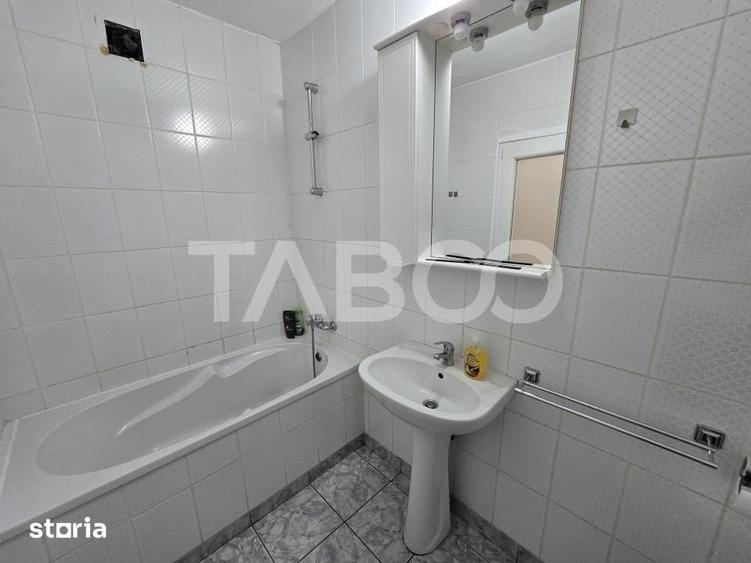Garsonieră decomandată în Terezian
