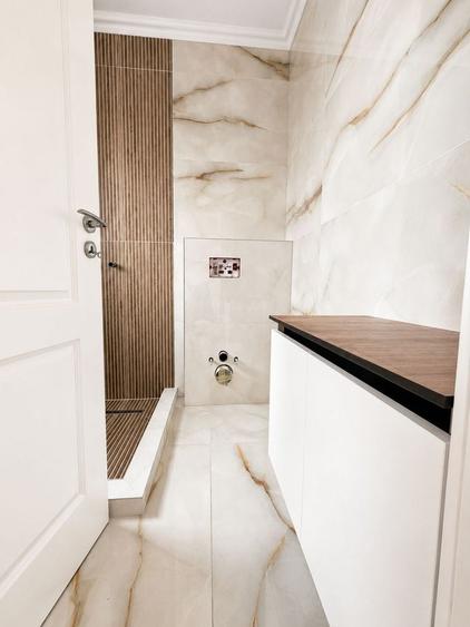 Duplex cu 4 camere cu Canalizare în Giroc