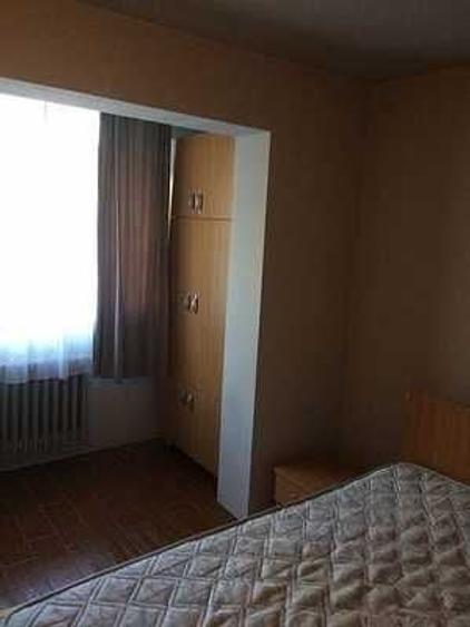 Inchiriez apartament 2 camere - 2