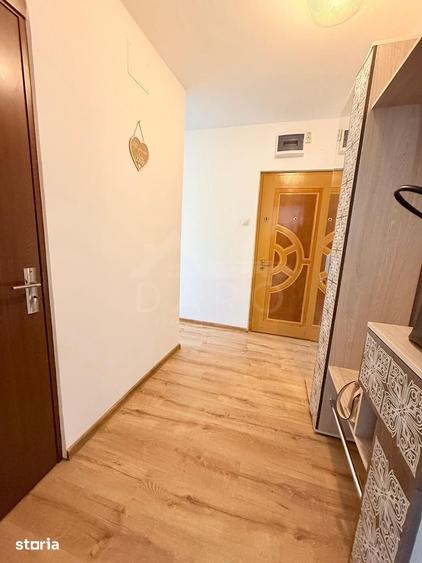 Apartament doua camere de vanzare Dambu renovat - 2