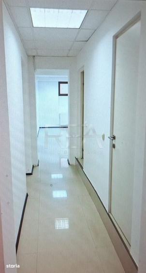 Apartament cu 4 camere decomandat în Cotroceni