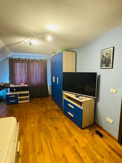 Casă individuală cu 5 camere cu Teren 500 Mp în Ghiroda