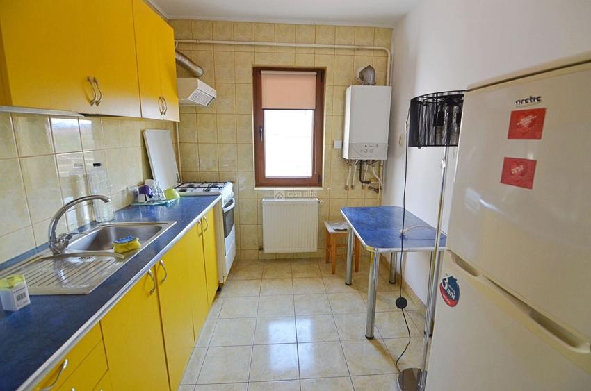 Apartament cu 2 camere decomandat, mobilat în Central — fotografia 3