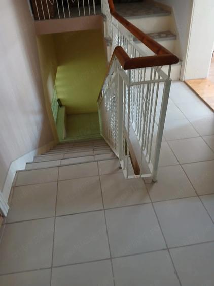 Casă cu 4 camere cu Teren 128 Mp în Central