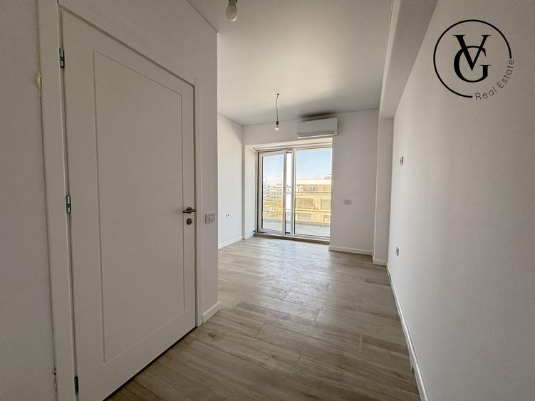 Apartament cu 3 camere semidecomandat în Mamaia-Sat
