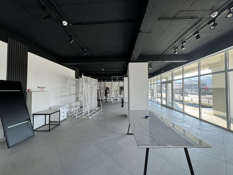 Spațiu comercial, de 190 mp, în Dâmbul Rotund