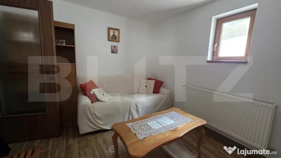 Casă cu 5 camere cu Teren 300 Mp în Grebenișu de Câmpie