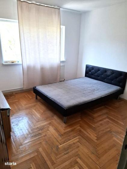 Apartament cu 3 camere decomandat în Unirii Sud