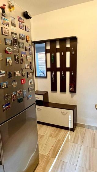 Apartament cu 2 camere semidecomandat în Est