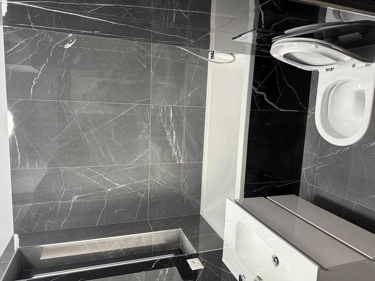 Apartament cu 2 camere decomandat în Torontalului