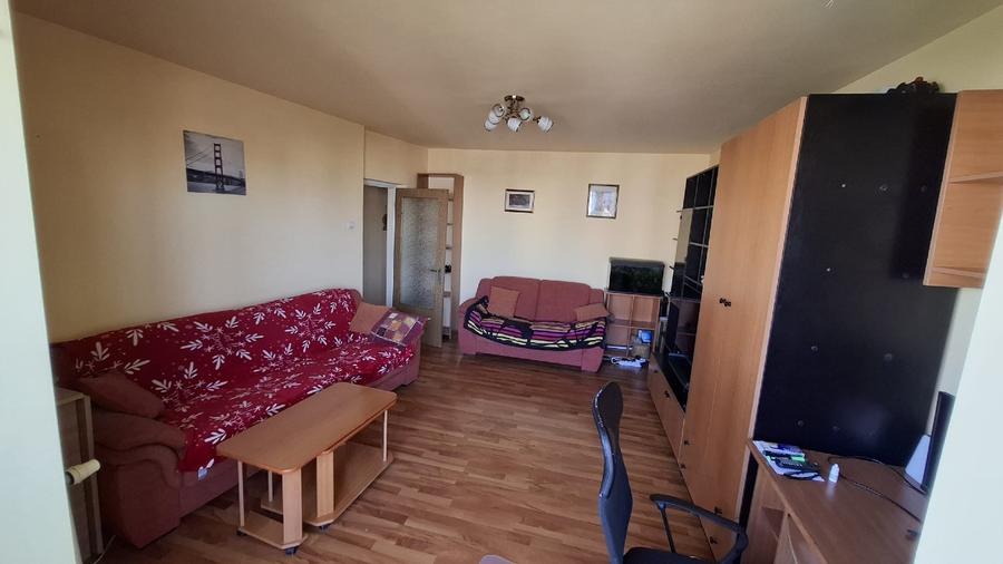 Apartament cu 3 camere decomandat, mobilat în Dristor
