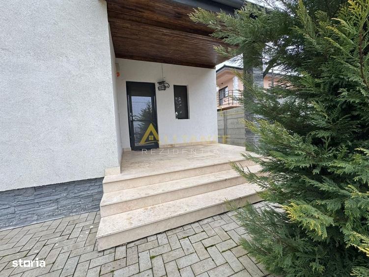Casă cu 4 camere în Central