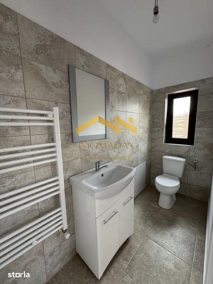Casă cu 3 camere cu Teren 410 Mp în Sânmihaiu Român