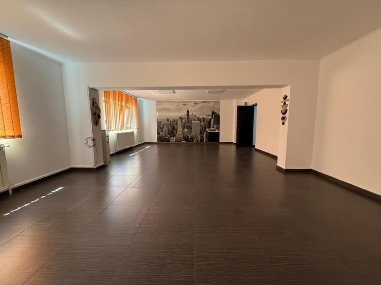 Birou, de 60 mp, în Copou