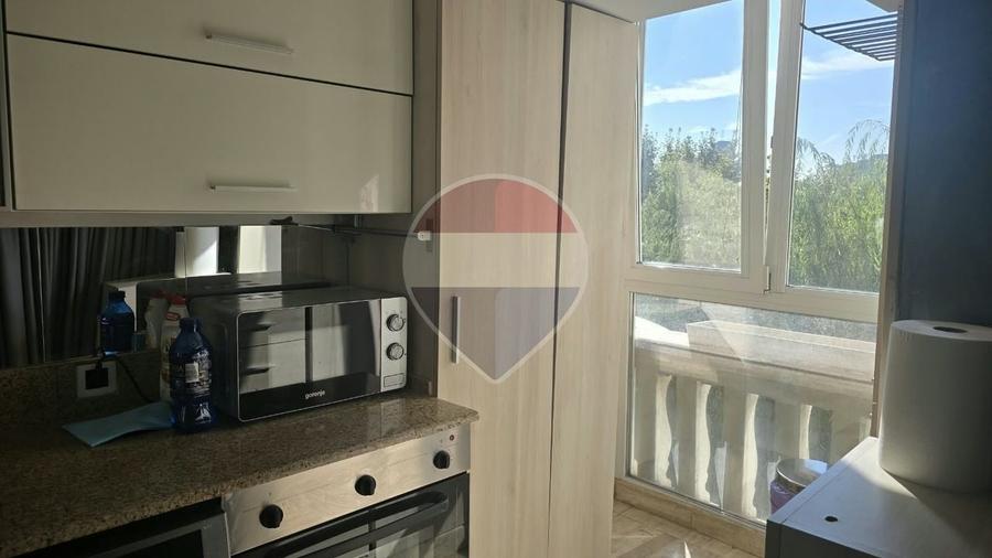 Apartament cu 3 camere decomandat, mobilat în Unirii