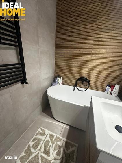 Apartament cu 4 camere în Mircea cel Bătrân