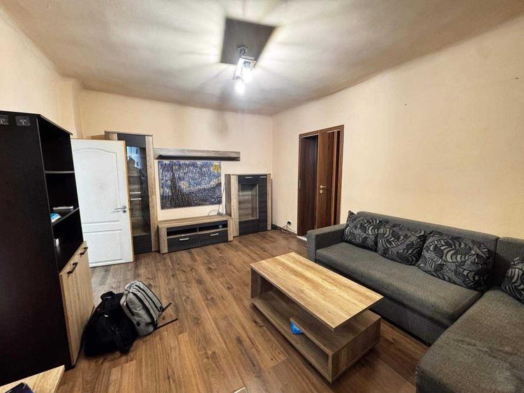Apartament cu 2 camere semidecomandat în Ultracentral
