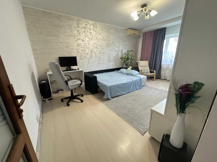 Apartament cu 2 camere decomandat în Ozana