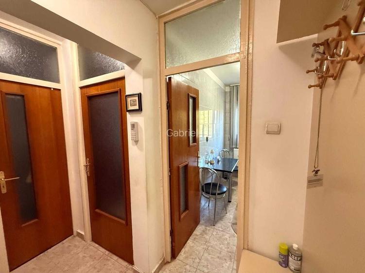 Direct Proprietar Inchiriez garsoniera cartier Tineretului decomandata confort I Metrou - Parc - Piata Norilor