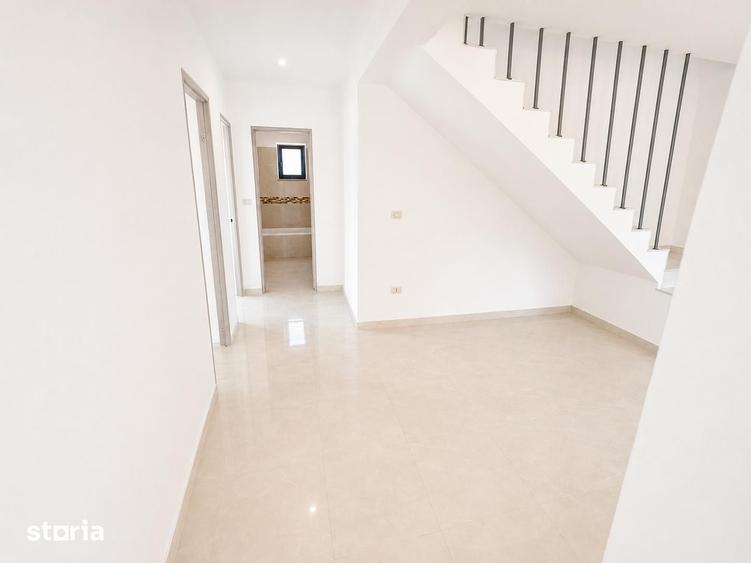Casa 3 camere Miroslava Ciurbesti, placa de beton + scara interioara - 5
