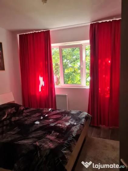 Apartament cu 2 camere decomandat în Democrației