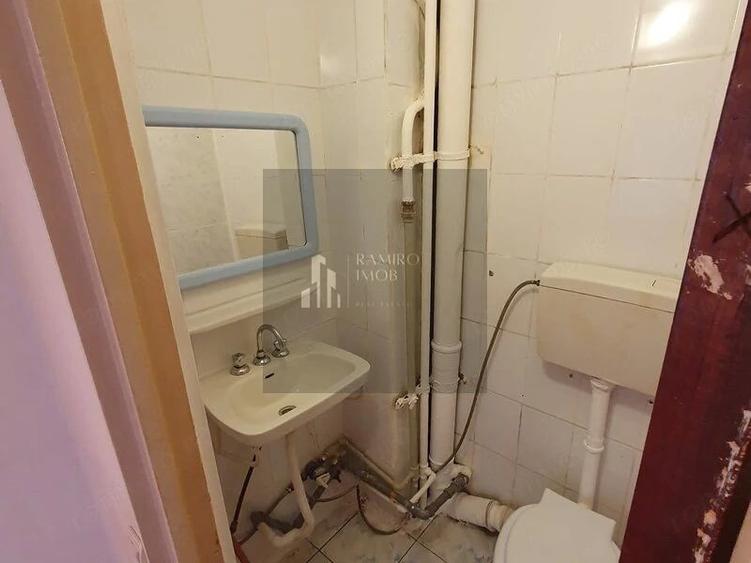 Apartament cu 4 camere decomandat în Pantelimon