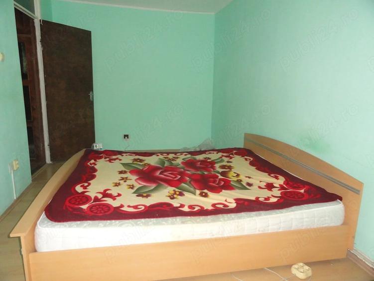 Apartament cu 4 camere decomandat în Micălaca