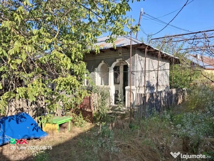 Teren de 1000 mp, în Vânătorii Mari