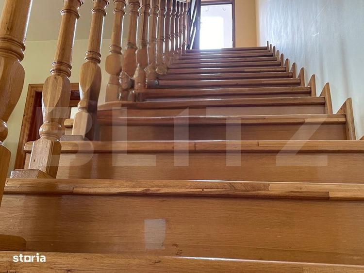 Casă cu 4 camere în Ungureni