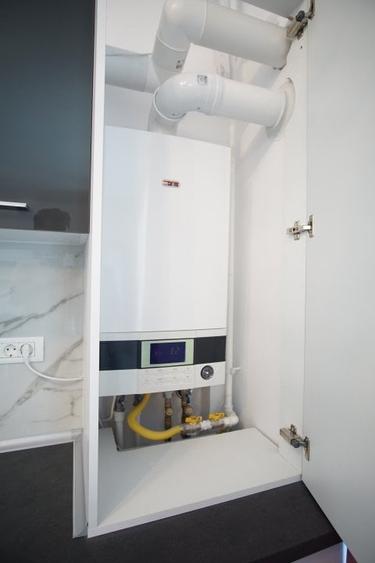 Apartament cu 3 camere decomandat, mobilat în Mihai Bravu
