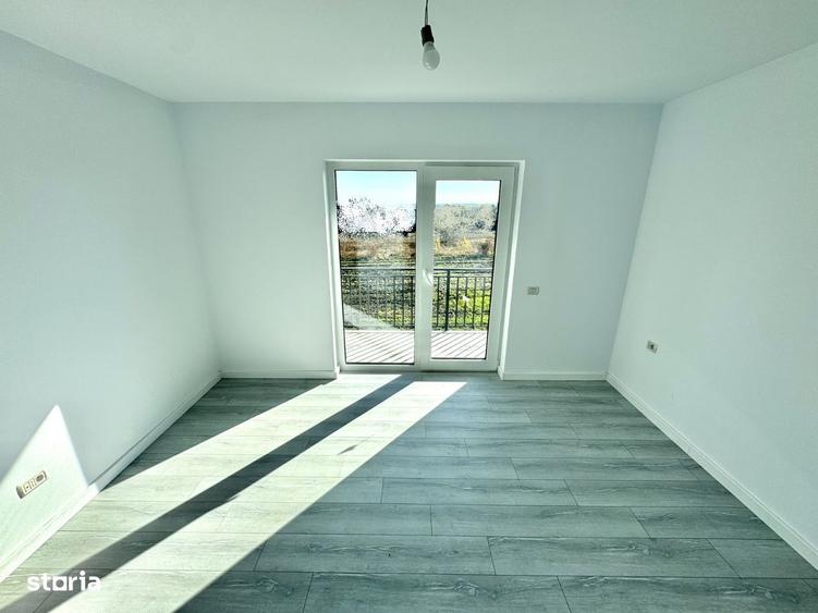 Casă cu 4 camere în Valea Lupului