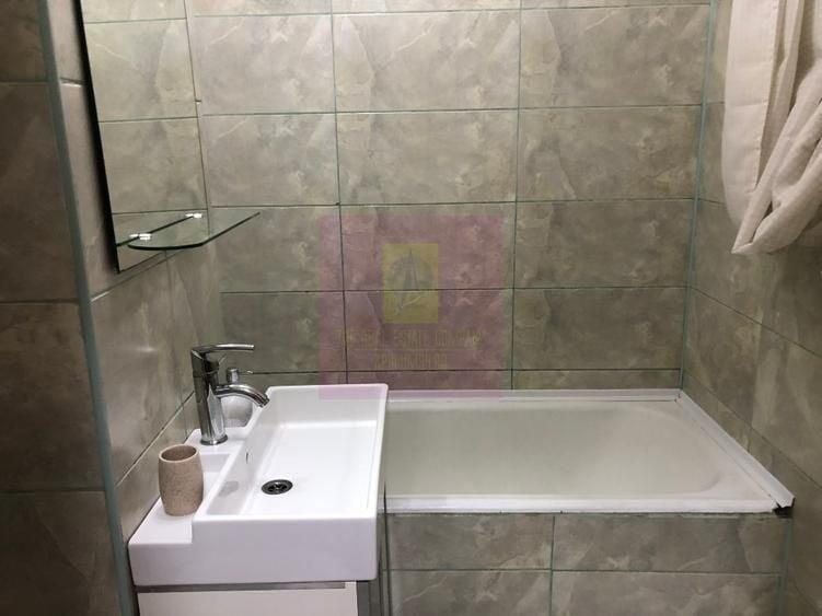Garsonieră semidecomandată în Titan