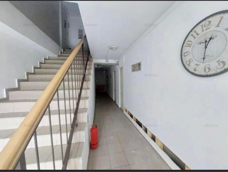 Apartament cu 6 camere în Central