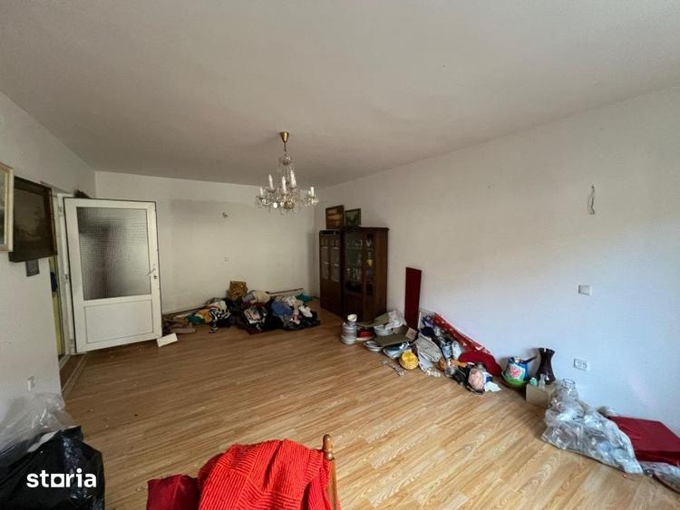 Casă cu 5 camere cu Teren 800 Mp în Gheorgheni