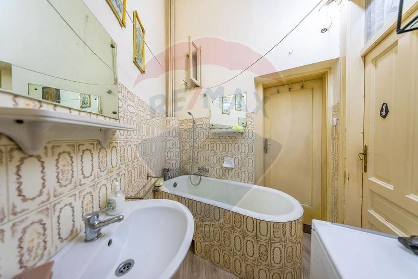 Apartament cu doua camere pe strada Episcopiei - 7