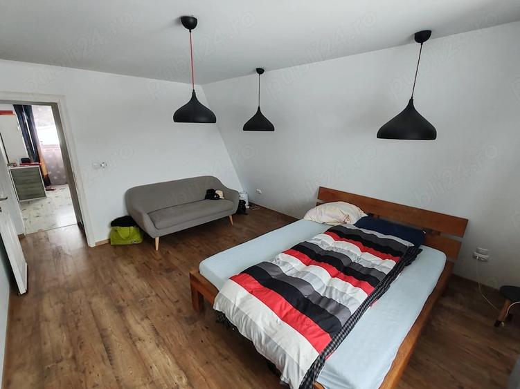Casă cu Teren 3600 Mp în Bejan