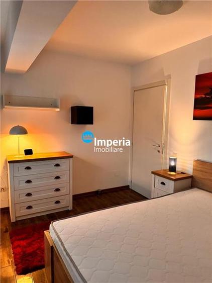 Apartament cu 4 camere decomandat, mobilat în Breazu