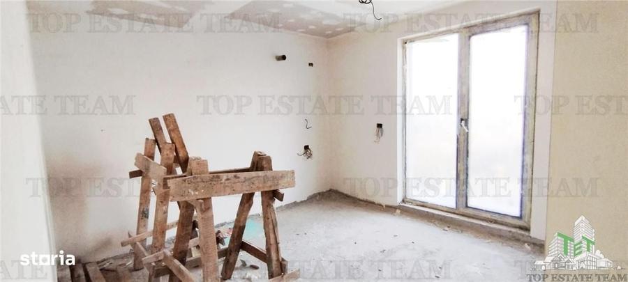 Casă cu 4 camere cu Teren 300 Mp în Odăi