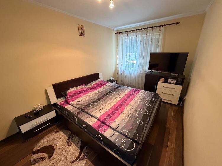 Apartament cu 2 camere în Cetate