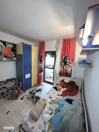 Apartament cu 3 camere decomandat în Valea Lupului — fotografia 3