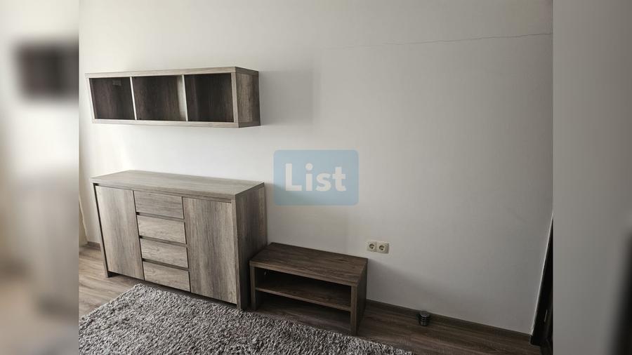 Casă cu 4 camere cu Teren 300 Mp în Zorilor