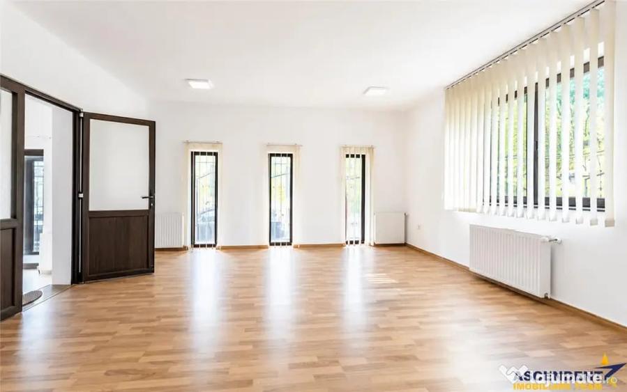 Casă cu 4 camere cu Teren 55 Mp în Ultracentral