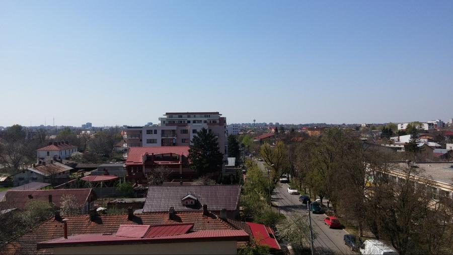 Apartament cu 2 camere semidecomandat în Băneasa
