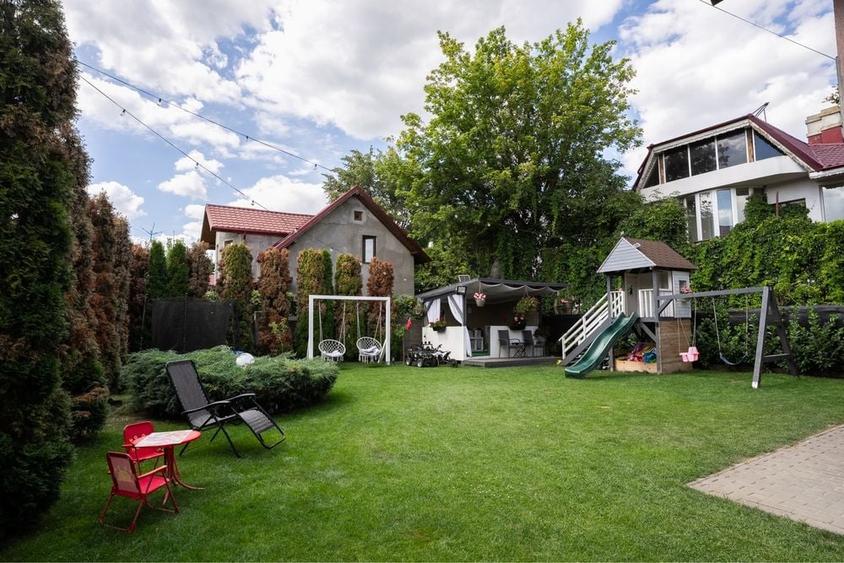 Casă cu 3 camere în Lilieci