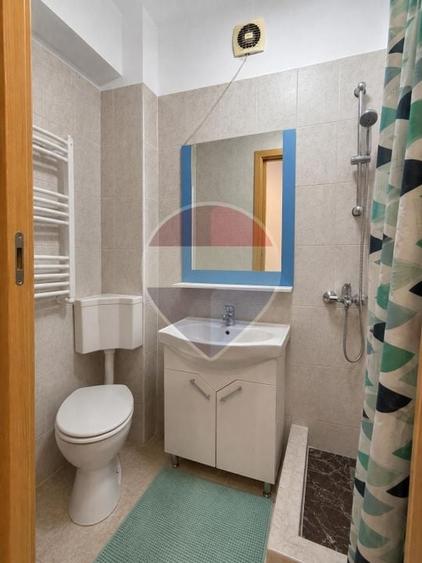 Casă cu 2 camere cu Teren 286 Mp în Periferie