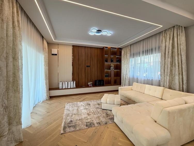 Casă individuală cu 4 camere cu Canalizare în Galata